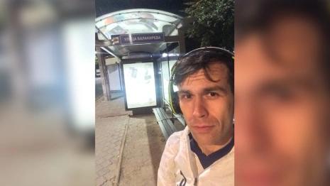 Владимирцы застряли на остановке в ожидании автобуса