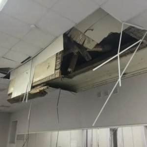 В Гусь-Хрустальном рухнул потолок в детской школе искусств
