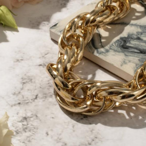 Мошенники украли золото и деньги у 19-летней и 17-летней жительниц Владимира