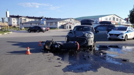 Байкер попал в больницу после столкновения с Мини-купером в Муроме