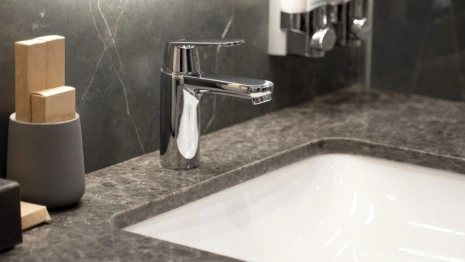 В одной из квартир во Владимире обнаружили труп 69-летнего мужчины в ванной