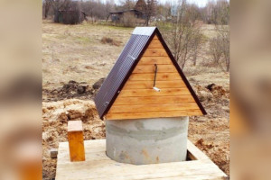 Жители деревни под Камешково были вынуждены пить воду с превышением железа