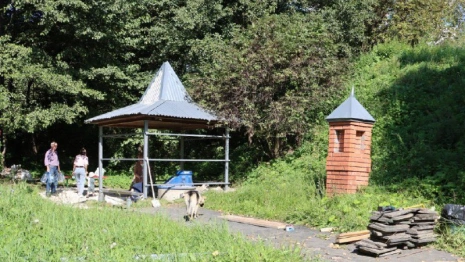 Во Владимире начали благоустройство Казанского родника