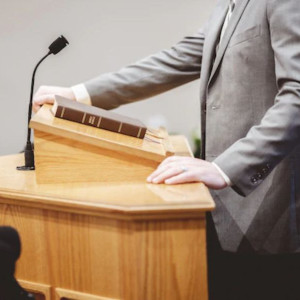 Члена партии КПРФ исключили из списка кандидатов в депутаты Заксобрания