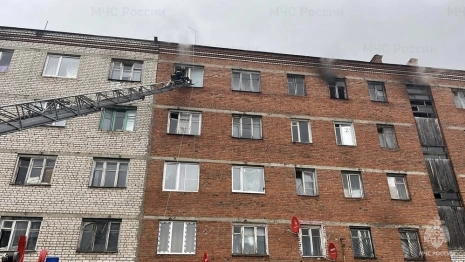 Во Владимирской области пожарные спасли 2 человек в горящей многоэтажке