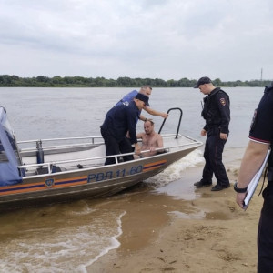 На Оке в Муроме спасли 35-летнего тонущего мужчину