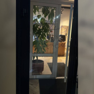 Владелец кафе «Вместе» во Владимире задержал устроившего погром неадеквата