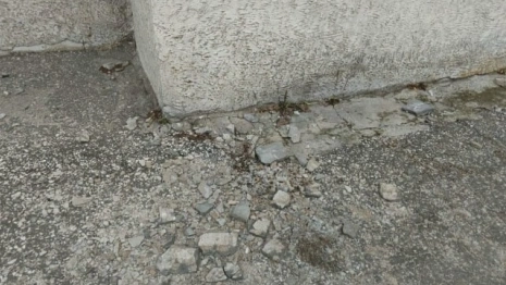 Во Владимире жильцы дома на Алябьева испугались осыпающегося фасада