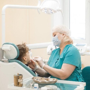 Во Владимире заменили 4 стоматологические установки в детской поликлинике