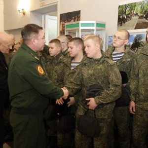 Во Владимире прошла отправка срочников в армию