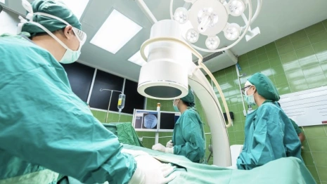 Во Владимирской области сотрудницу завода госпитализировали с кровоизлиянием мозга