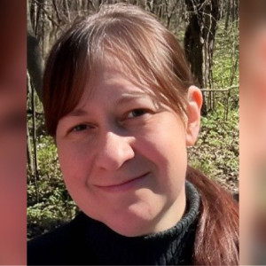 В Петушках пропала 46-летняя женщина в серо-зеленой куртке