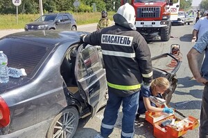 Во владимирском микрорайоне Юрьевец столкнулись три машины