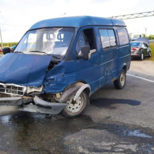 На объездной под Муромом ГАЗель столкнулась с иномаркой