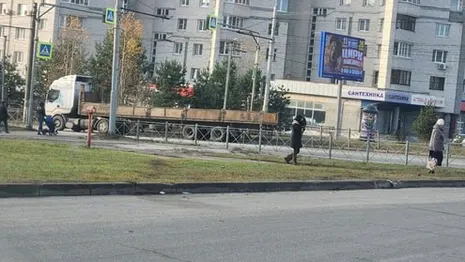В аварии с тягачом у парка «Дружба» во Владимире пострадала 52-летняя пассажирка