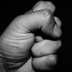 Очевидцы сообщили об избивающем жену священнике-садисте из Владимирской области