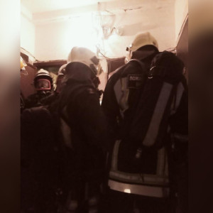 На пожаре в пятиэтажке в Гусь-Хрустальном эвакуировали 15 человек