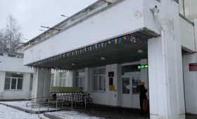 Первый этап ремонта фасада ДТЮ во Владимире могут завершить раньше срока