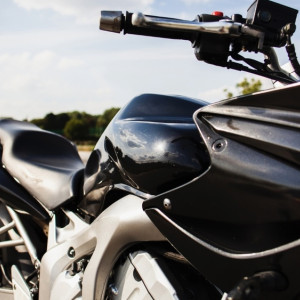 Мотоциклиста из Кольчугино лишили прав за наезд на инспектора ДПС