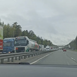 Пробка в Покрове сохранилась к концу выходных