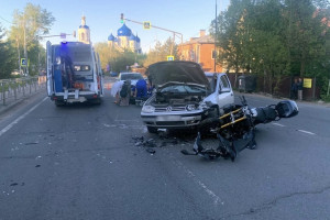 Мотоциклист пострадал в аварии с иномаркой в Боголюбово