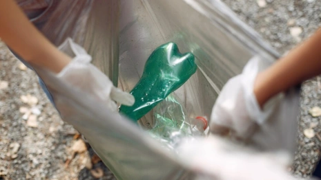 Компанию «Биотехнологии» оштрафовали на 250 тысяч за заваленные мусором дворы