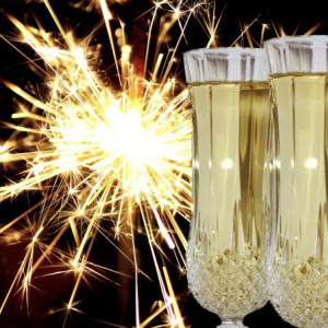 Российские компании отказались от новогодних корпоративов ради 13-й зарплаты