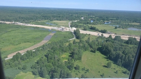 Мишустин с вертолета осмотрел строительство трассы М-12 во Владимирской области