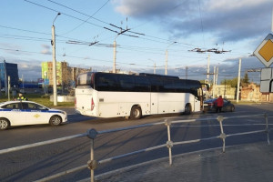 Во Владимире иномарка въехала в пригородный автобус до Гусь-Хрустального