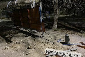 Неизвестные протаранили остановку во владимирском микрорайоне Энергетик