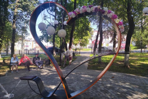 В поселке под Вязниками обновили сквер