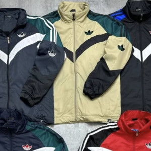 Во Владимире начали распродавать вещи из 80-х фанатам сериала «Слово пацана»