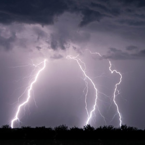 Жителям Владимирской области пообещали грозу 
