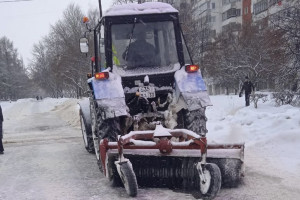 Владимирских автомобилистов попросили убрать машины с 15 улиц на ночь