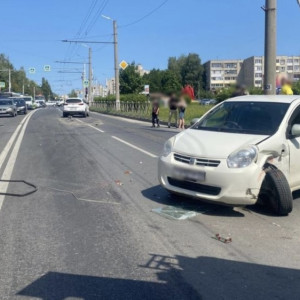 Во Владимире столкнулись 4 легковушки и автобус