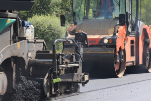 Во Владимирской области ямы на трассе М-7 Волга залатают перед зимой
