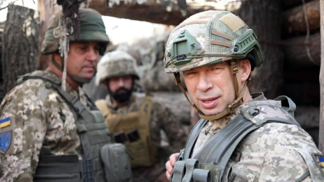 В Сети распространили слух об убийстве главкома ВСУ из Владимира