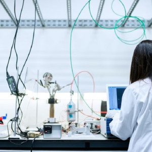 В Александрове экс-воспитательницу детского сада осудили за производство наркотиков