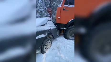 В Ковровском районе легковушка залетела под КамАЗ