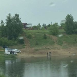 В деревне под Александровом человек утонул на плотине