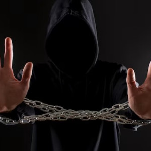 Во Владимире 20-летнего студента колледжа осудили на 3 года за мошенничество