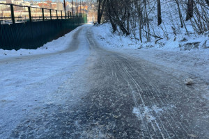 Частный сектор в центре Владимира оказался во льду