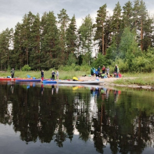 Во Владимирской области туристы с двумя детьми потерялись во время сплава по реке Лух