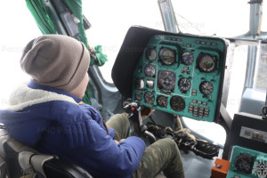 Спасатели из Владимира разрешили 11-летнему мальчику побывать на месте пилота вертолета