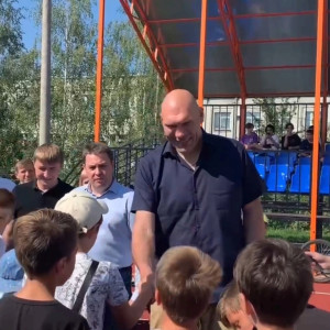 Николай Валуев побывал на открытии клуба единоборств во Владимире