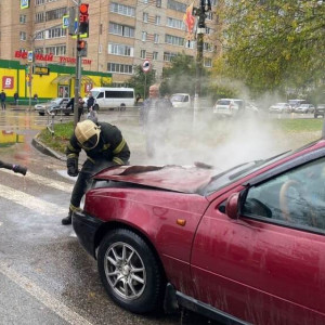 В Александрове на перекрестке загорелась машина
