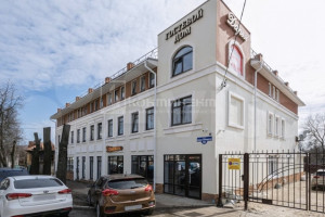 Во Владимире на продажу за 200 млн рублей выставили гостиницу
