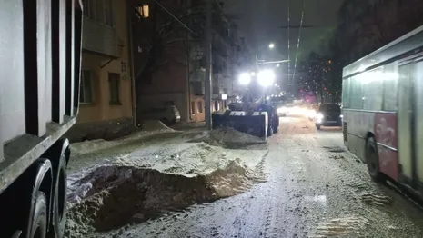 Владимирских автовладельцев попросили переставить машины с 18 улиц