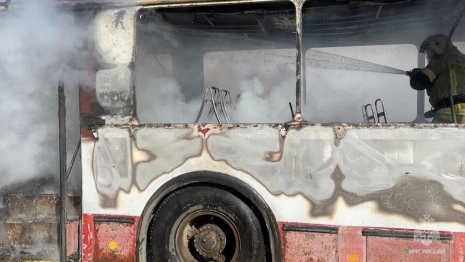 Появилось видео тушения горящего троллейбуса в Коврове