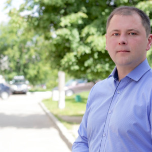 Мандат погибшего владимирского депутата Антова передали вице-мэру Докучаевска